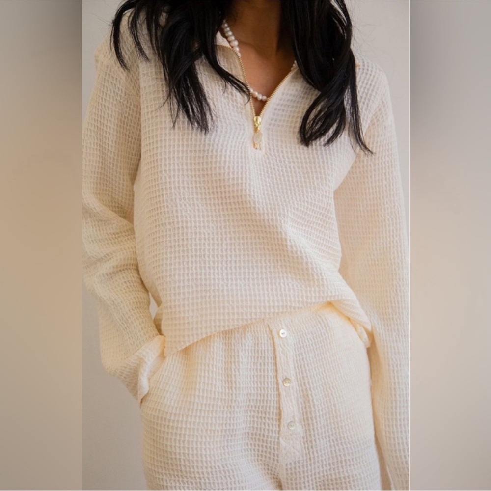 DONNI Waffle Half Zip Pullover with Pearl